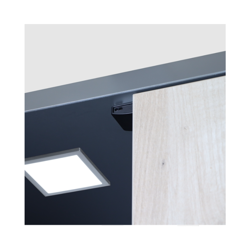 WYŁĄCZNIK SENSOROWY  TEO sensor z funkcją ściemniania czarny